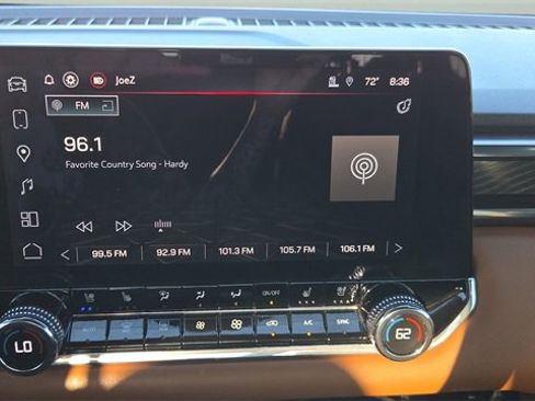 Used 2023 GMC Canyon AT4 w/ AT4 Premium Package image 10