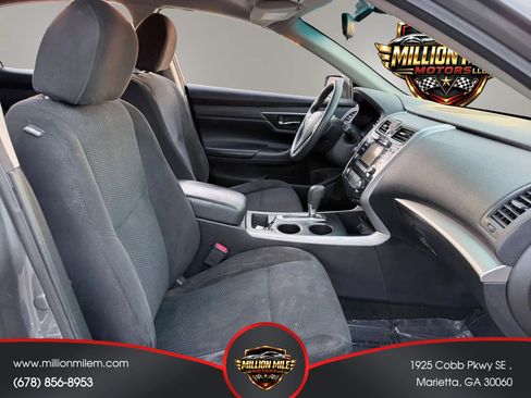 Used 2015 Nissan Altima 2.5 S w/ Special Edition Package FWD image 18