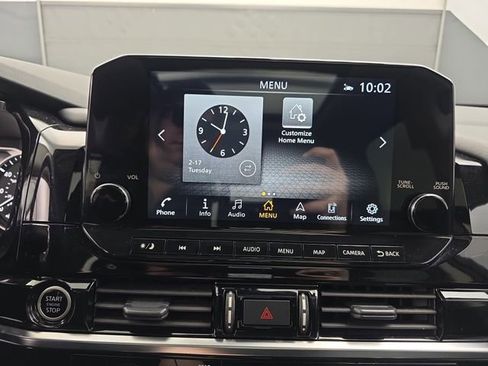 Used 2023 Nissan Pathfinder SL w/ SL Premium Package image 32