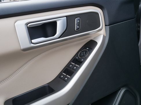 Used 2023 Ford Explorer XLT w/ Equipment Group 202A image 19