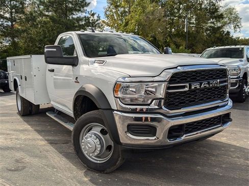 New 2024 RAM 5500 Tradesman image 2
