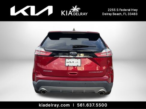 Used 2020 Ford Edge Titanium image 4