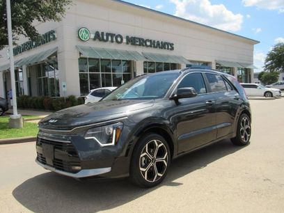 Used 2023 Kia Niro EX Touring