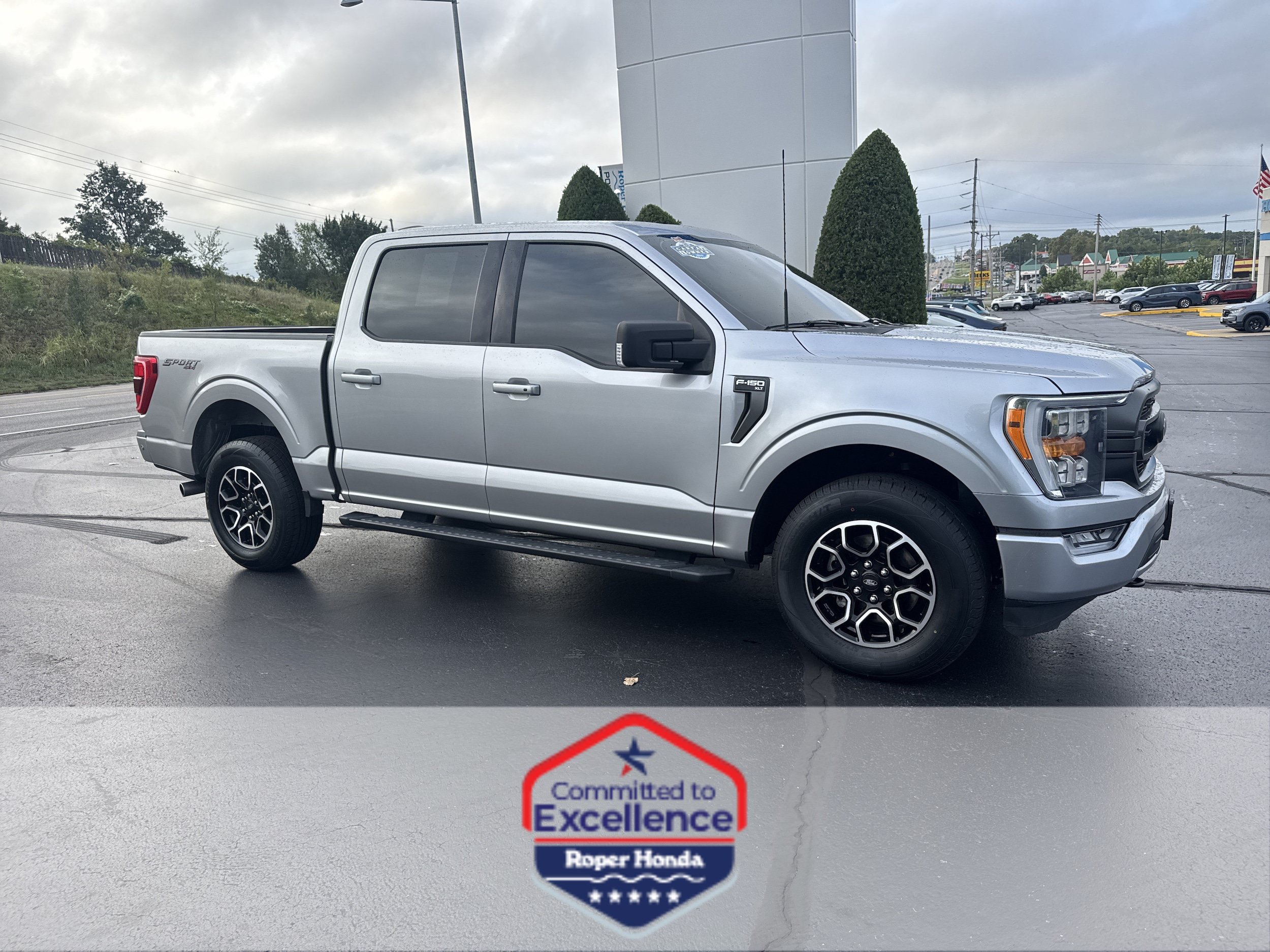 Used 2022 Ford F150 XLT w/ Equipment Group 302A High AWD/4WD image 1