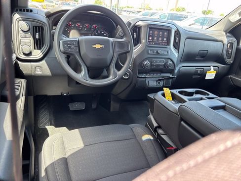 New 2026 Chevrolet Silverado 1500 Custom w/ Turbomax Blackout Package AWD/4WD image 15