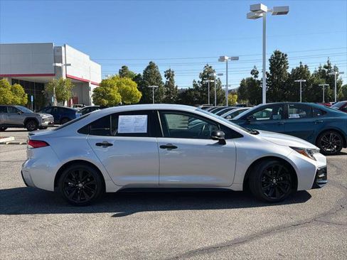 Certified 2021 Toyota Corolla SE w/ Carpet Mat Package (TMS) FWD image 3