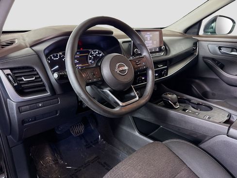 Used 2022 Nissan Rogue SV FWD image 23