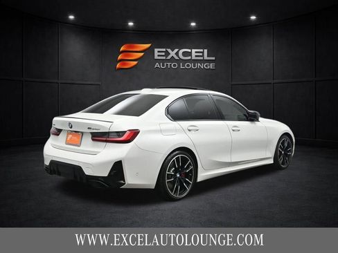 Used 2024 BMW M340i xDrive M340i xDrive w/ Premium Package image 6