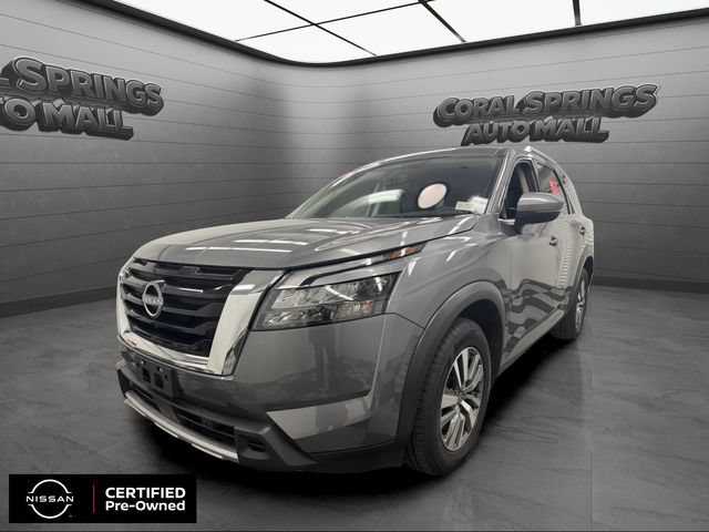Certified 2025 Nissan Pathfinder SL FWD image 1