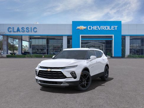 New 2025 Chevrolet Blazer LT w/ Sound & Technology Package image 8