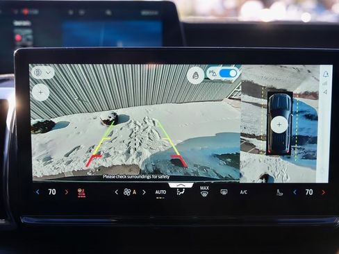 Used 2025 Ford Expedition Max Platinum w/ Driver's Package image 20