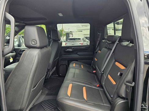 New 2026 GMC Sierra 2500 AT4 w/ AT4 Premium Plus Package image 19