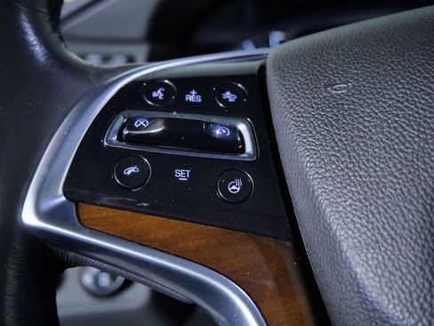 Used 2018 Cadillac Escalade ESV Luxury image 26