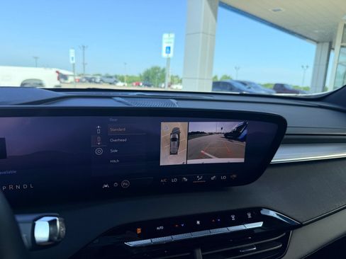 Used 2026 Buick Enclave Preferred FWD image 19
