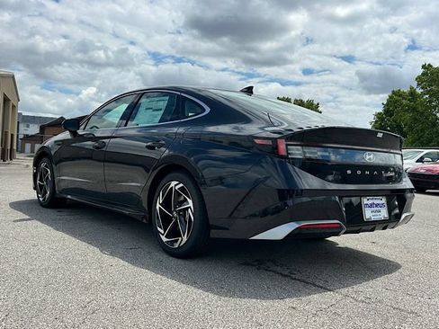 New 2026 Hyundai Sonata SEL AWD/4WD image 11