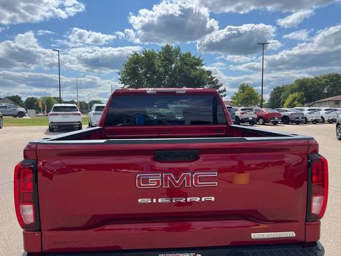 Used 2024 GMC Sierra 1500 Elevation w/ X31 Off-Road Package AWD/4WD image 5