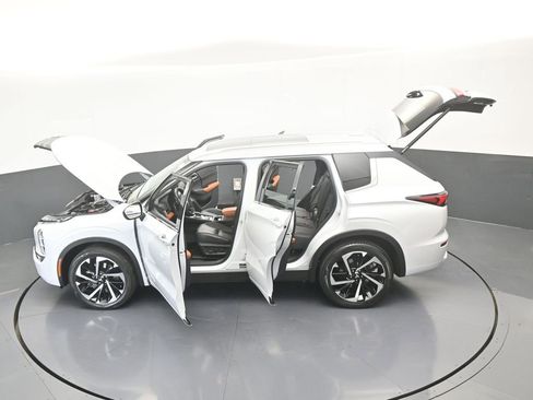 Used 2022 Mitsubishi Outlander SEL image 77