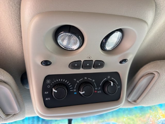 Used 2003 Chevrolet Suburban LT w/ LT Preferred Equipment Group AWD/4WD image 19