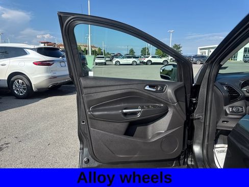 Used 2019 Ford Escape Titanium AWD/4WD image 26