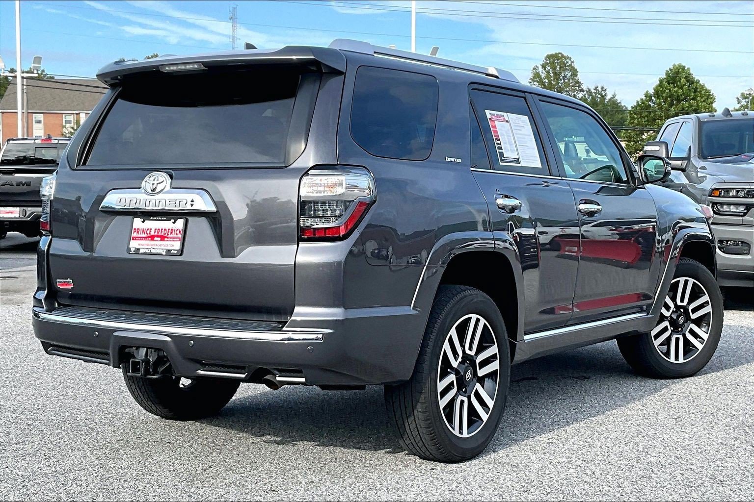 Used 2023 Toyota 4Runner Limited AWD/4WD image 10