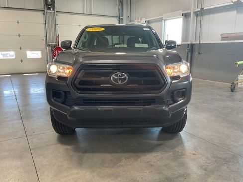 Used 2022 Toyota Tacoma SR AWD/4WD image 2