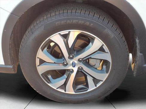 Used 2020 Subaru Outback Touring w/ Popular Package #2 image 21