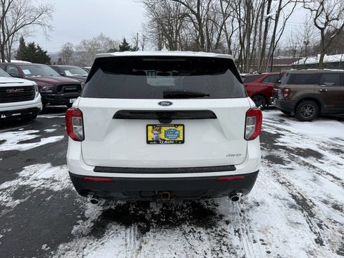 Used 2022 Ford Explorer ST-Line w/ Class IV Trailer Tow Package image 8
