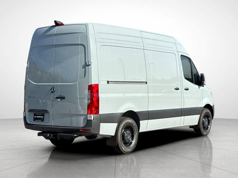 New 2025 Mercedes-Benz Sprinter 2500 image 9