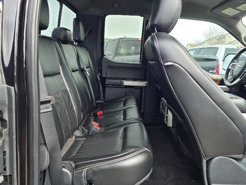 Used 2020 Ford F150 Lariat w/ Equipment Group 502A Luxury AWD/4WD image 17