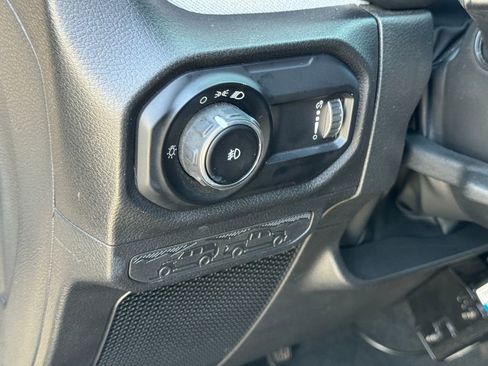 Used 2024 Jeep Wrangler Sport AWD/4WD image 11