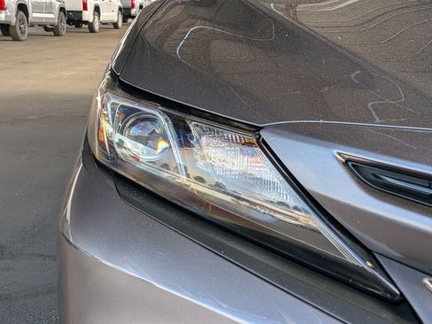 Certified 2023 Toyota Camry SE image 6