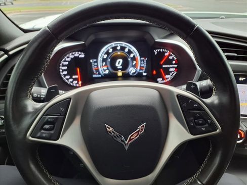 Used 2016 Chevrolet Corvette Stingray Coupe image 22