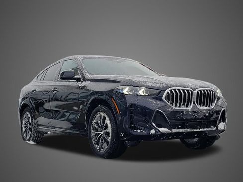 New 2026 BMW X6 xDrive40i w/ Climate Comfort Package image 3