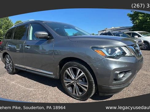 Used 2020 Nissan Pathfinder Platinum FWD image 12