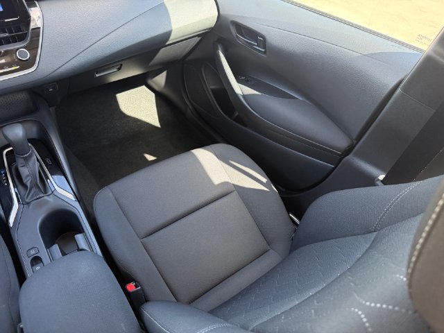 Used 2026 Toyota Corolla LE FWD image 22