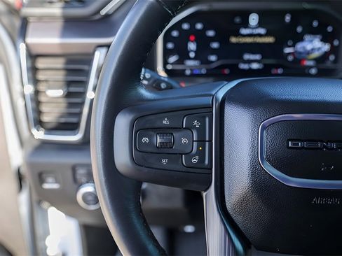 Certified 2025 GMC Sierra 2500 Denali Ultimate w/ Max Trailering Package image 17