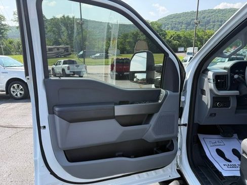 Used 2025 Ford F250 XL w/ STX Appearance Package AWD/4WD image 10