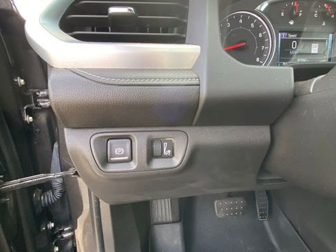 Used 2017 GMC Acadia SLT FWD image 12