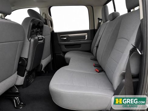 Used 2019 RAM 1500 Classic SLT RWD image 15