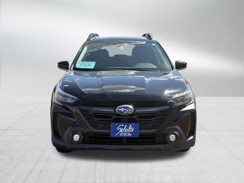 Used 2024 Subaru Outback Premium AWD/4WD image 2