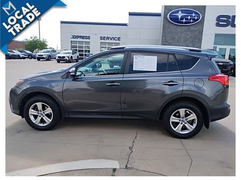 Used 2015 Toyota RAV4 XLE AWD/4WD image 10