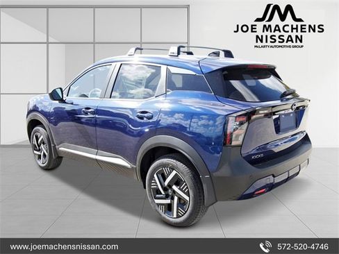 New 2026 Nissan Kicks SV image 5