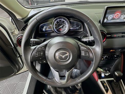 Used 2017 MAZDA CX-3 Touring image 10