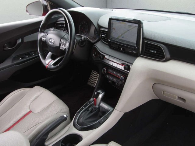 Used 2019 Hyundai Veloster Turbo Ultimate FWD image 10