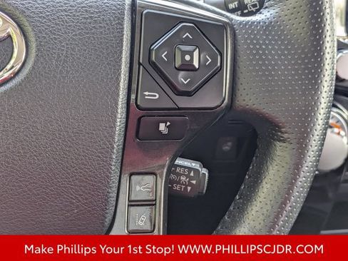 Used 2023 Toyota 4Runner TRD Off-Road Premium w/ Moonroof Package AWD/4WD image 26