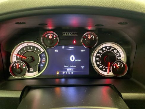 Used 2019 RAM 1500 Big Horn AWD/4WD image 23