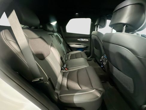 Used 2024 Genesis GV70 2.5T w/ Sport Prestige Package image 22