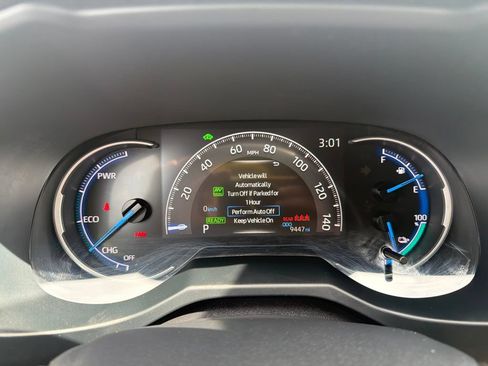 Used 2025 Toyota RAV4 SE AWD/4WD image 24