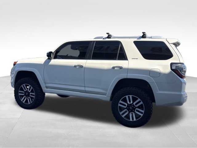 Used 2022 Toyota 4Runner Limited RWD image 10