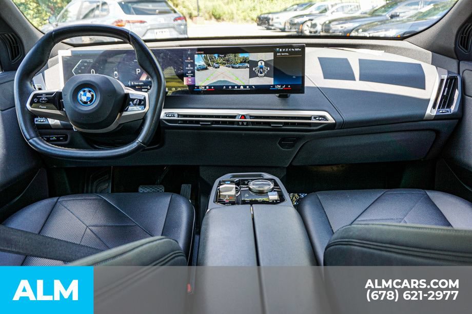 Used 2024 BMW iX xDrive50 w/ Sport Package AWD/4WD image 26